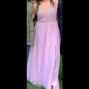 Cutest prom dress !!